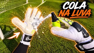 TESTEI A LUVA COM COLA NO MEIO DO JOGO!