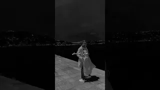 ولحد الدنيا ما جمعتنا كان غيرك واقف على بابي قولتيلي كلام فتح عيني خلاني أراجع أسبابي 