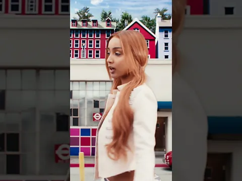 girl like me mv out now!!❤️ special thanks to our lovely director @lauzza