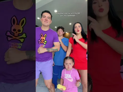 ahora nos tocó un color a cada uno ❤️💗💜💙 Corran a verlo ya está arriba en el de: Maumcmahon👈🏼