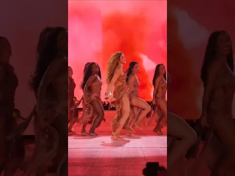 Así retumbó Madrid cuando Shakira bailó al ritmo de Hips Don't Lie 🐺💃 #shakira #viral #shorts