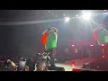 Xavi performing “Una Semana”