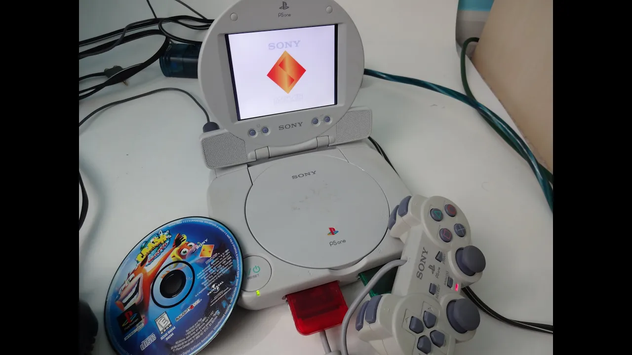 PSone slim with lcd review + how to use the lcd with other systems -TECH