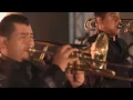 Alfredo Olivas, El Fantasma - El Zoológico (En Vivo)