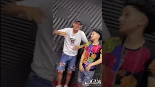 كله يحضر اجتماع 