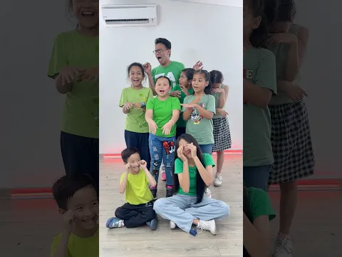 WALAU HATI MENANGIS