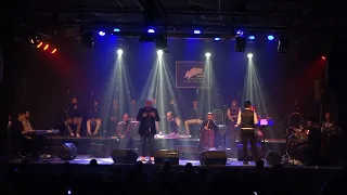 بقسوتك معجب لنجم ايهاب توفيق بصوت ملحن الغنوه فارس فهمي ساقيه الصاوي دندنها