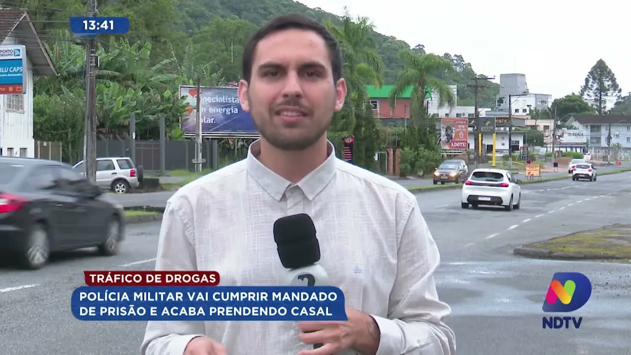 Tráfico de drogas: PM vai cumprir mandado de prisão e acaba prendendo casal em Blumenau