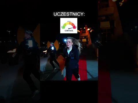 DiscoKarol siedzi smutny w busie, bo ominęły go ognie na finale xdddddd