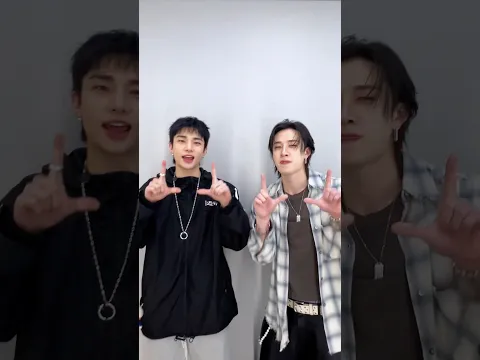 Hyunjin & Bang Chan L.O.V.E.U