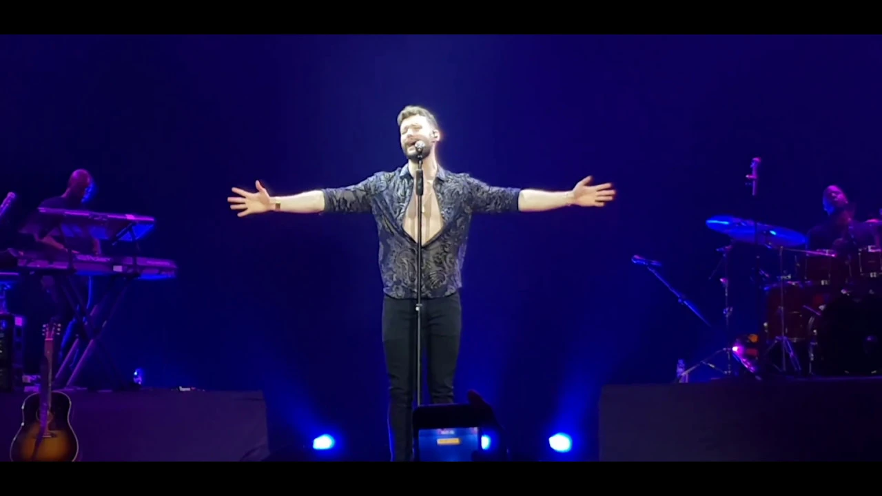 You are the Reason - Calum Scott live in Manila 2018