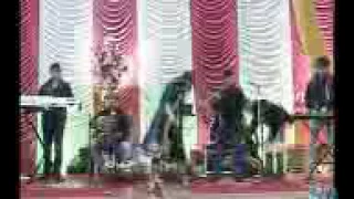 اغنيه ايرانيه صح قديمه بس لحد لان اسمه تخبش ورجعتلكم من جديد لا تنسون لايك 