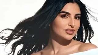                           مهى فتوني   في حضنك   عرفت الحب على إيدك   يا أحلى هدية علشاني دندنها