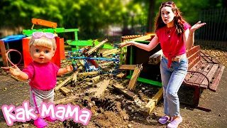 Домашняя песочница — это весело! Кукла Эмили играет с кинетическим песком и формочками