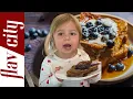 Download Lagu Blueberry French Toast - 2 Year Old Rose Makes Breakfast
