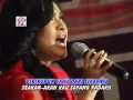 Download Lagu Ikke Nurjanah - Saat Jumpa Pertama (Official Music Video)