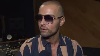 Joey Lawrence Confirms Throwback Photo Shoot with Mayim Bialik Says Blossom Reboot Is Possible