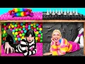 Download Lagu Секретные Домики под Кроватью с Уэнсдей Аддамс | Война Пранков от DuKoDu Challenge