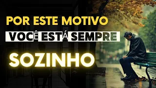 É por isso que os escolhidos dificilmente fazem amigos,eles preferem mais ficarem sozinhos