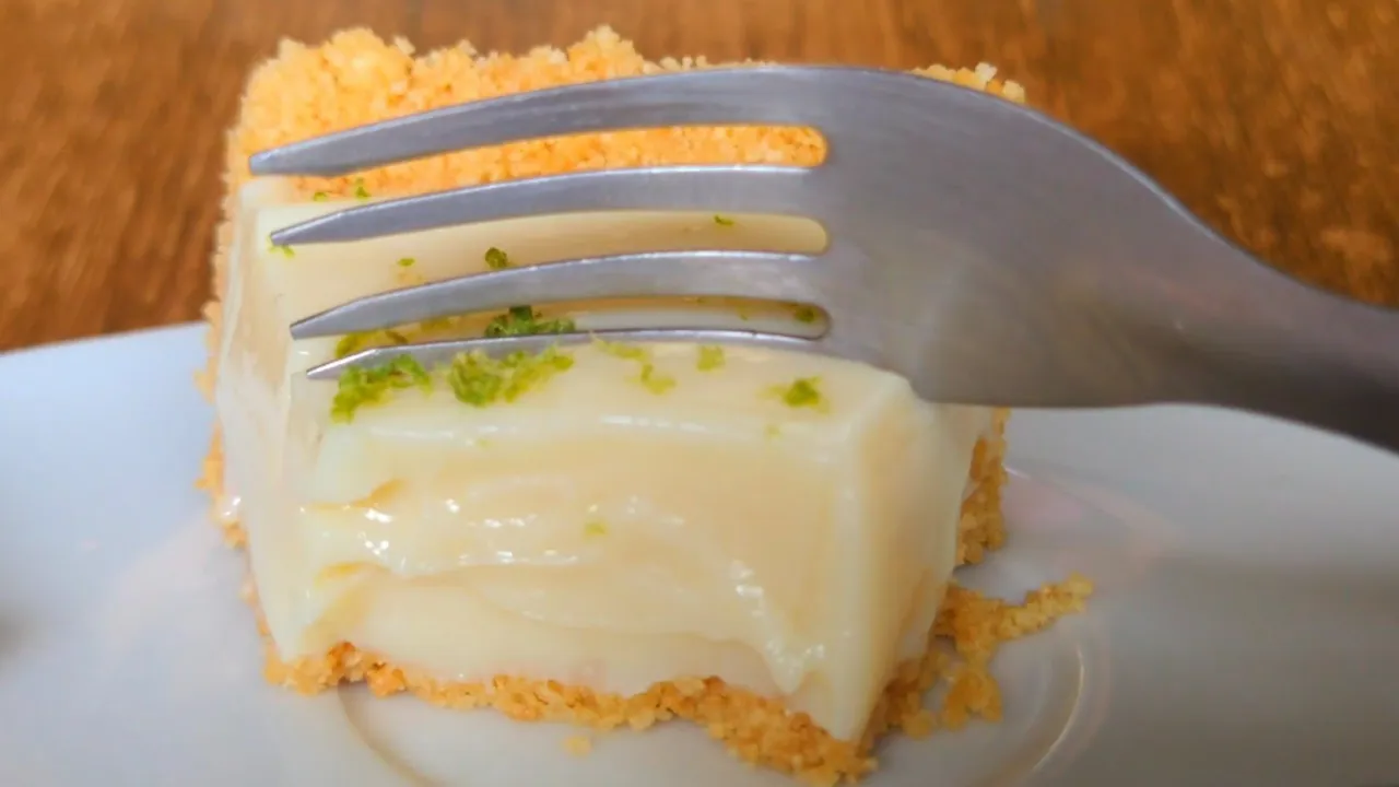 Cobertura de Gelatina para Bolos FÁCIL E ECONOMICA - chef léo oliveira