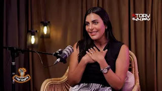 ببوس ابني وهبوسه لحد ما يتجوز الفنانة هاجر الشرنوبي ترد على منتقدي صورة ق بلة ابنها الشهيرة 