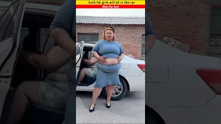 Sach Fat Girl Will Sit In The Car 