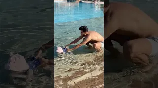 سيليا فاكرة نفسها مدربة سباحة 