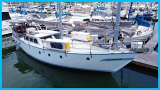 This WEIRD & AFFORDABLE Boat Could Take You ANYWHERE [Full Tour] Learning the Lines