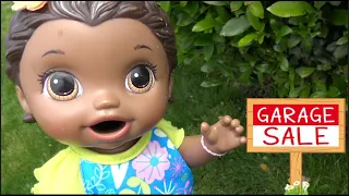 BABY ALIVE goes to a SUMMER GARAGE SALE! The Lilly and Mommy Show! FUNNY KIDS SKIT!