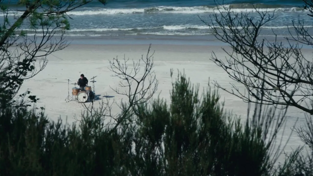 VAN HOLZEN channel featured image