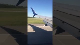 Delta 737-900ER N838DN landing in Detroit