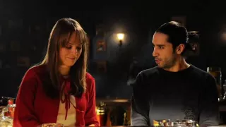 موسيقى مقدمة المسلسل التركي و يبقى الحب                     دندنها