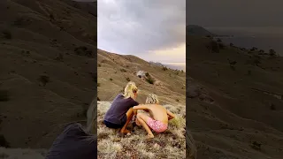 Hiking up this sweet island in Komodo… watch out for lizards 😬#sailingfamily #komodonationalpark