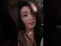 Un mafieux cruel est épris d’une étudiante de 18 ans — il l’enferme et la gâte follement !🔥💋