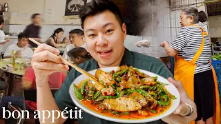 China s Street Restaurants With No Menu But Legendary Food Street Eats Bon Appetit