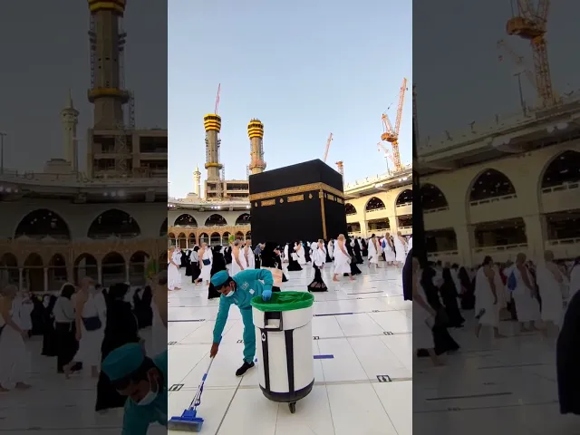 ⁣من جوار الكعبة الشريفة وبمناسبة مولد الامام علي عليه السلام نهدي لكم الصلاة والزيارة بالإنابة