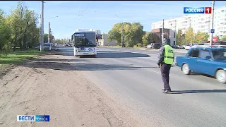 Специалисты Роспотребнадзора взяли смывы с поверхностей в общественном транспорте, торговых и медицинских организациях