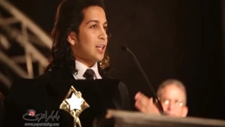 هشام جمال  دنيا سمير غانم ممثلة لا يأتي مثلها إلا كل    سنة مرة دندنها