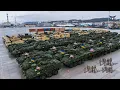 Download Lagu Paniek in Rusland: honderden Amerikaanse tanks ter waarde van 66,9 miljard dollar arriveren aan d...