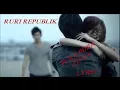 Download Lagu RURI REPUBLIK  - PURA PURA CINTA MUSIC ACCAOUSTIC  { LYRIC }