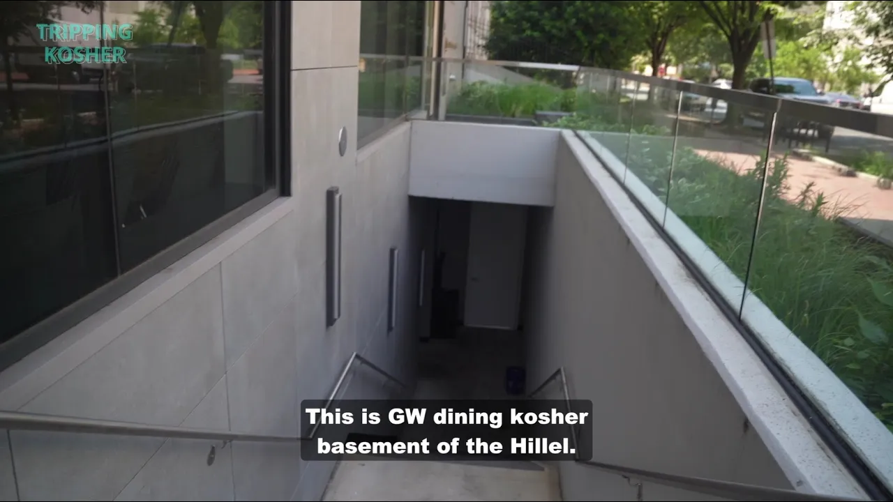 Tripping Kosher: Zingers Cafe, Hillel GW Kosher Food Hall - Washington, DC