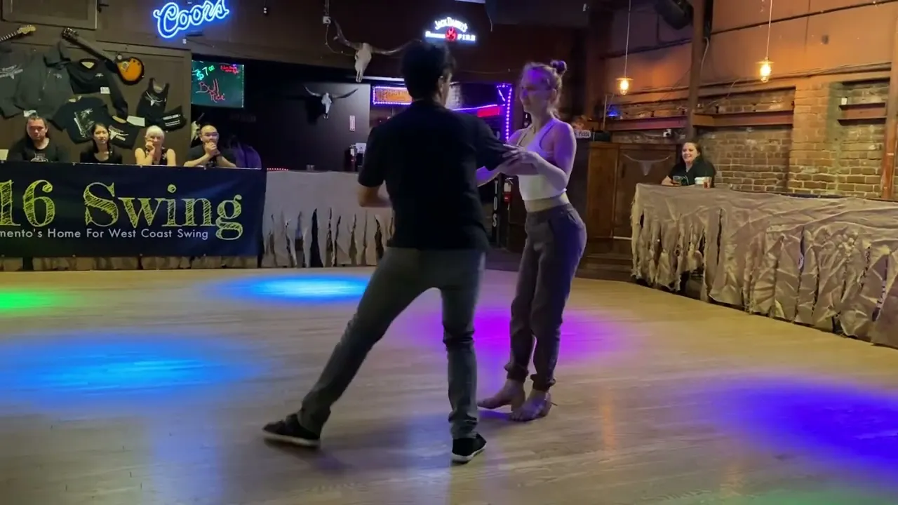 David Mulford & Maggie Moreno @ 916 Swing (11/8/22)