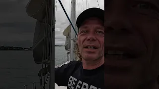 HOW I DO IT – Sailing through a VIOLENT STORM #sailingchannel #solosailing #boat #sailboat #storm