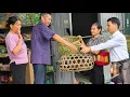 Download Lagu Tan Brought Gifts to An's Parents -  Welcomed An \u0026 her Daughter Back | Ly Phuc An