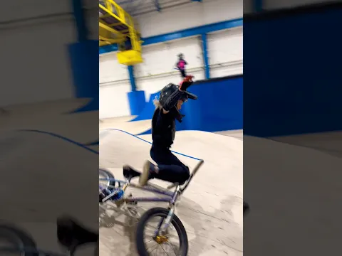 BMX rides - age 7 tricks 😮‍💨