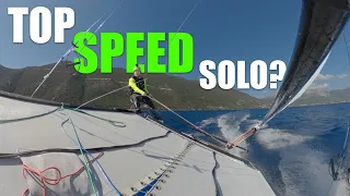 Chasing 25 knots SOLO Hobie 16