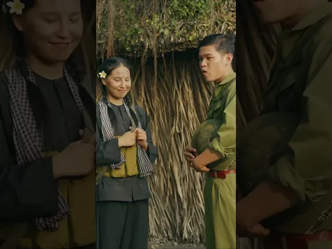 "Con muốn viết thư nhưng không biết chữ....."#MatBao #LongNonLa #Toi #PhuongNghiem