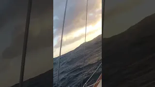 A bumpy ride when the winds shift🌊