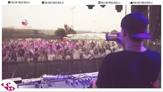 موسيقي        موسيقي مفرحة دندنها