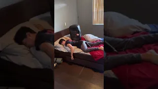 مايك يساوى صوت مزعج  مايك يساوى صوت مزعج